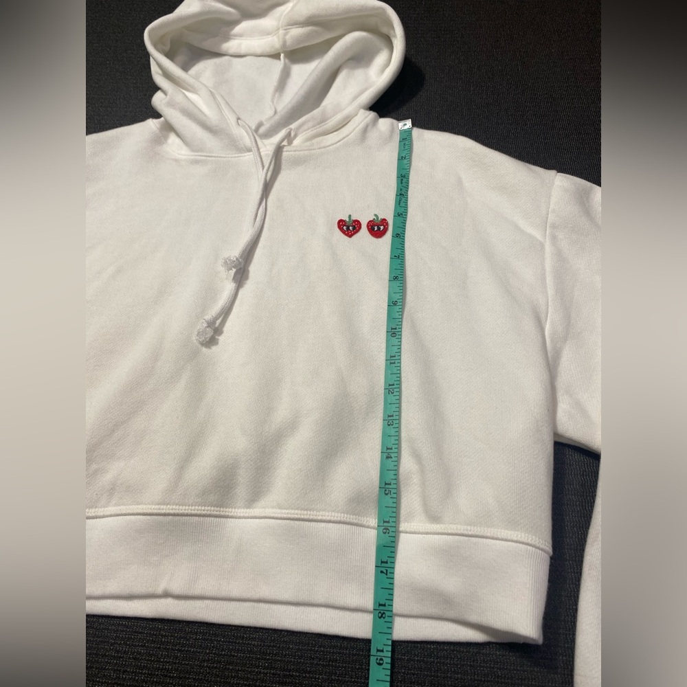 New Victoria's Secret PINK Everyday Fleece Cropped Hoodie Optic White Strawberry - Picture 5 of 7